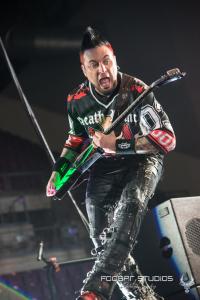 20150922-Five Finger Death Punch-00021